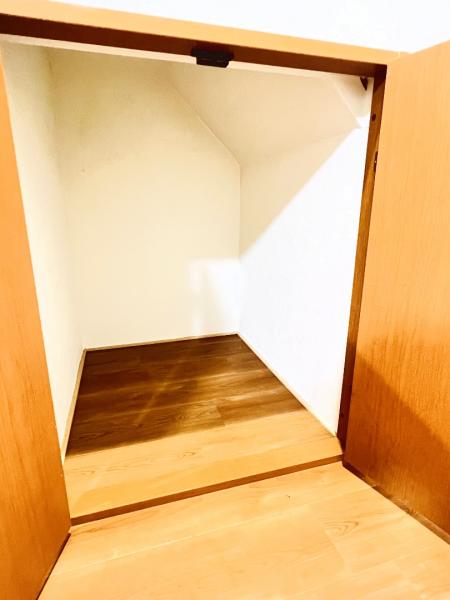 横浜市栄区中野町 中古戸建 収納