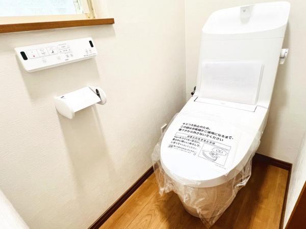 横浜市栄区中野町 中古戸建 トイレ