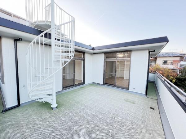 小田原市酒匂４丁目 中古戸建 バルコニー