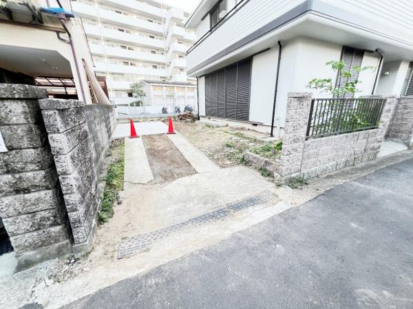 小田原市酒匂４丁目 中古戸建 駐車場