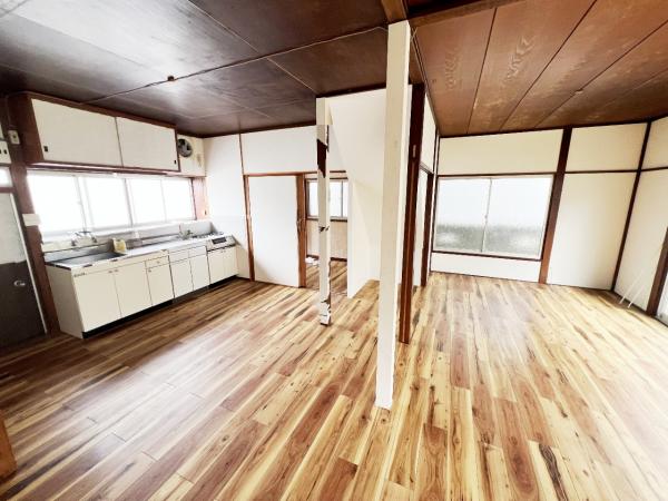 小田原市東町４丁目 中古戸建 ダイニングキッチン