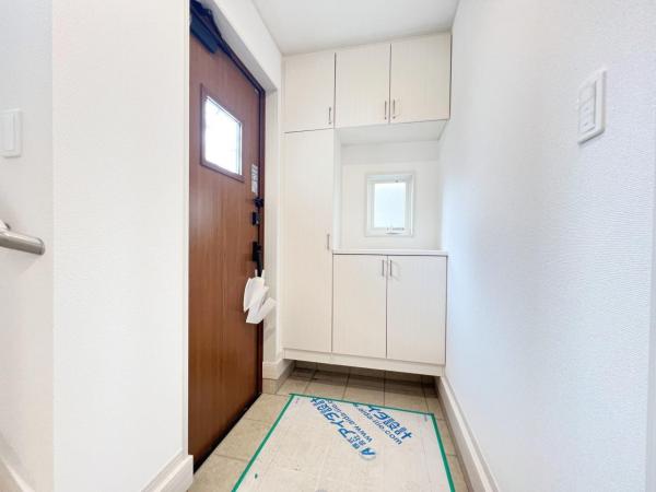 茅ヶ崎市今宿 中古戸建 玄関