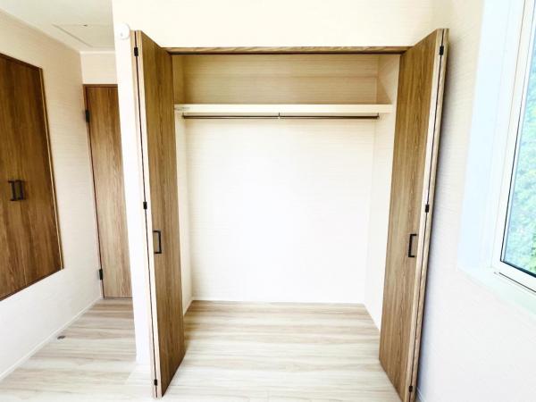 横浜市磯子区岡村３丁目 中古戸建 収納