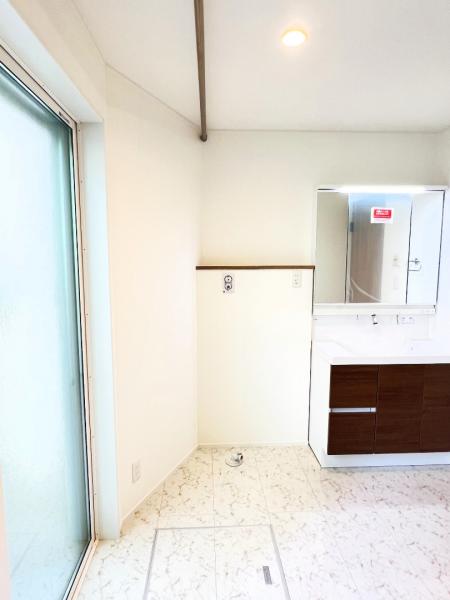 横浜市磯子区岡村３丁目 中古戸建 ランドリースペース