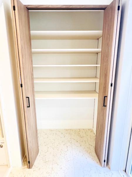 横浜市磯子区岡村３丁目 中古戸建 収納