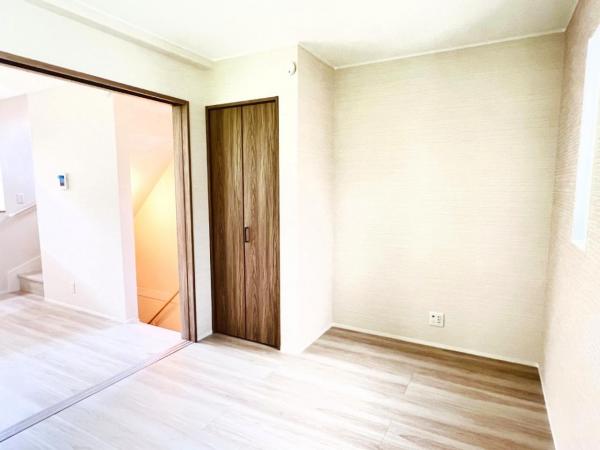 横浜市磯子区岡村３丁目 中古戸建 洋室