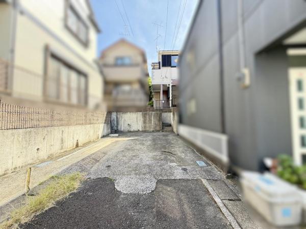 横須賀市武４丁目 中古戸建 駐車場