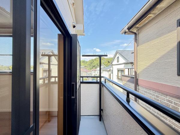 横須賀市武４丁目 中古戸建 バルコニー