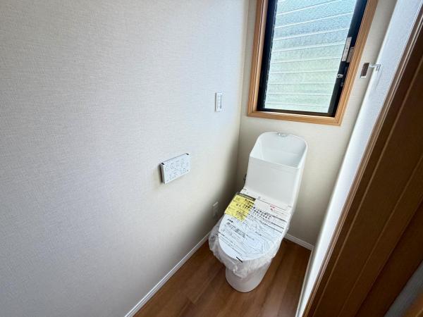 横須賀市武４丁目 中古戸建 トイレ