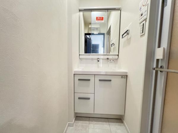 大和市下鶴間戸建5 洗面化粧台