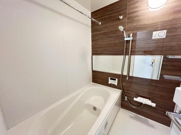 大和市下鶴間戸建5 浴室