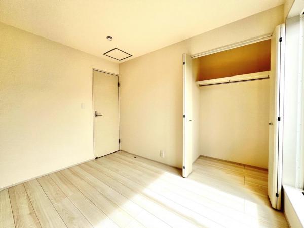 高座郡寒川町小谷２丁目 戸建 収納