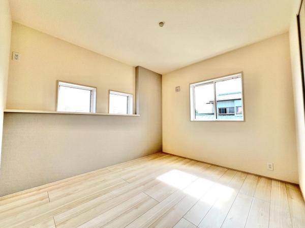 高座郡寒川町小谷２丁目 戸建 洋室