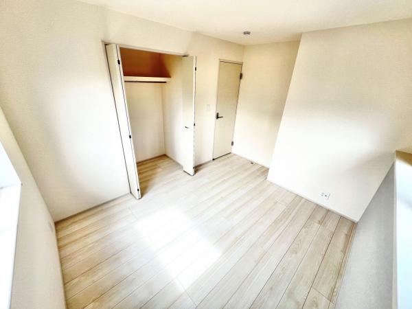 高座郡寒川町小谷２丁目 戸建 収納