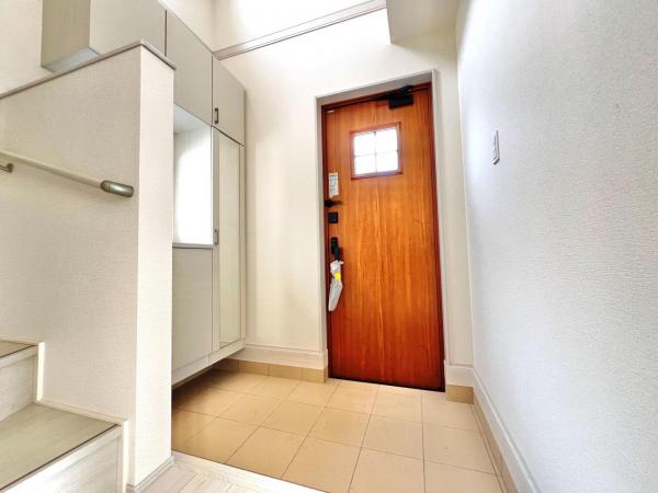 高座郡寒川町小谷２丁目 戸建 玄関