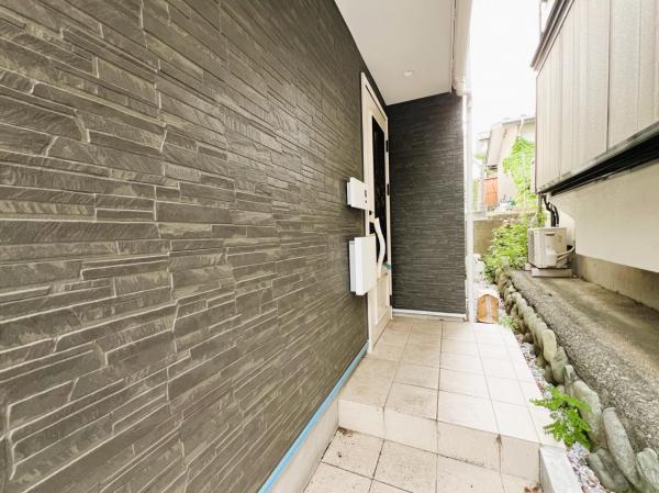 大和市上草柳９丁目 戸建 玄関