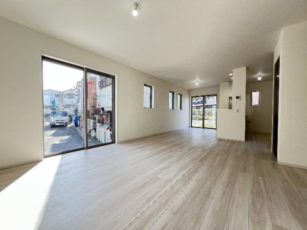 富士見市上沢2期 リビング