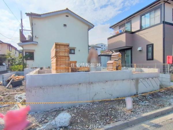 新築戸建 神奈川県横浜市金沢区大道１丁目52-1 京急逗子線六浦駅 3,980万円