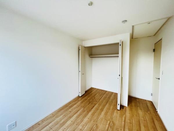 相模原市中央区上溝 戸建 洋室