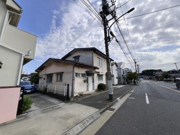 町田市つくし野 前面道路含む現地写真