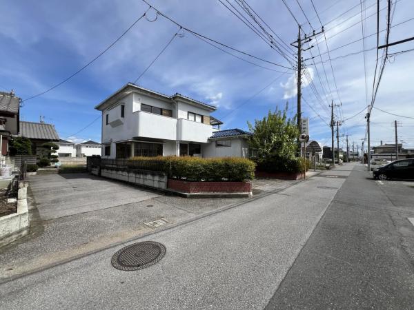 宇都宮市西川田町 中古戸建 前面道路含む現地写真