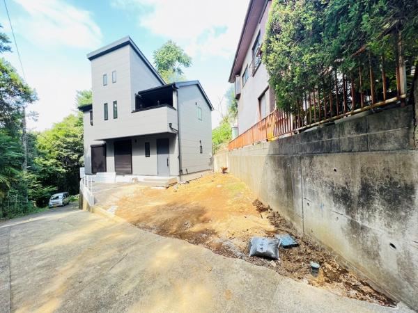 相模原市中央区陽光台４丁目 戸建 (現況)外観写真