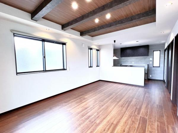 新築戸建 綾瀬市深谷上６丁目 小田急江ノ島線長後駅 4,880万円