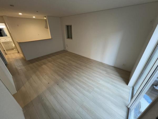 新築戸建 埼玉県戸田市中町２丁目 JR埼京線戸田公園駅 5,590万円