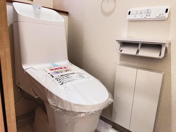 武蔵村山市伊奈平５丁目 戸建 トイレ