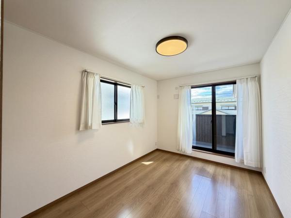 横須賀市池田町６丁目 中古戸建 洋室