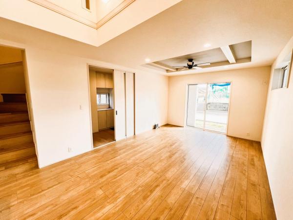 大和市福田(1196ー2) リビングダイニング