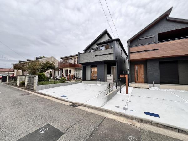 横浜市瀬谷区宮沢2丁目 前面道路含む現地写真