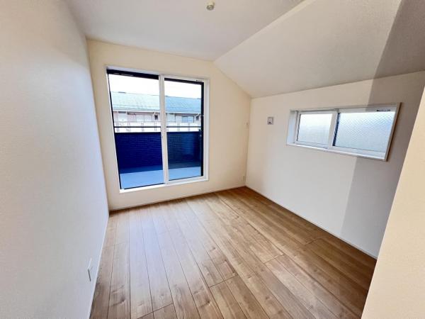 横浜市瀬谷区宮沢2丁目 洋室