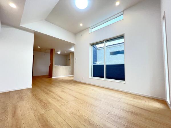 新築戸建 神奈川県藤沢市城南１丁目 JR東海道本線(東京〜熱海)辻堂駅 5,498万円