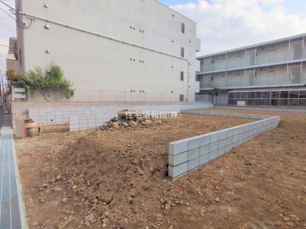 市川市福栄216　3区画 