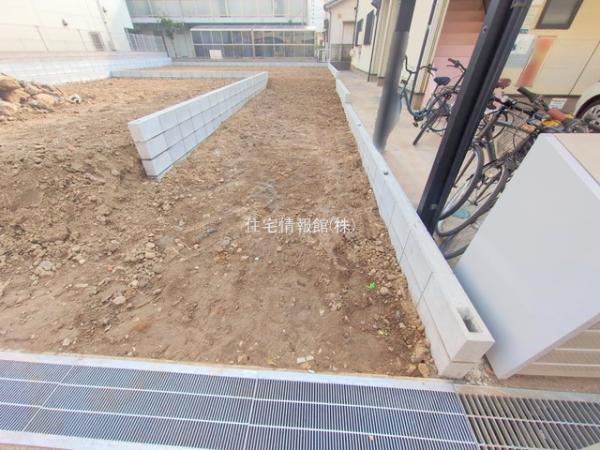 市川市福栄216　3区画 