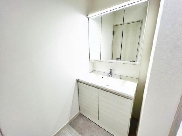 金沢町 洗面化粧台