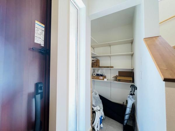 相模原市緑区東橋本３丁目 戸建 収納