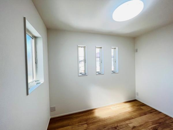 相模原市緑区東橋本３丁目 戸建 洋室