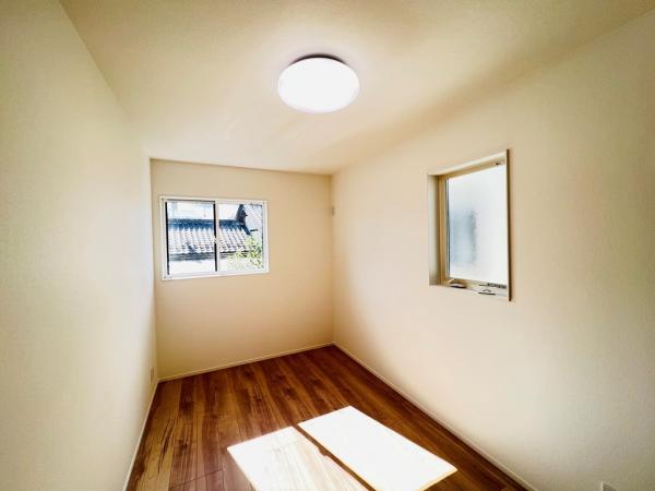 相模原市緑区東橋本３丁目 戸建 洋室