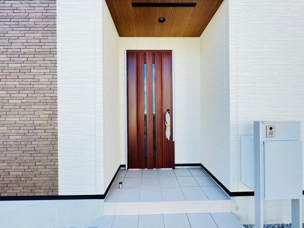 相模原市緑区東橋本３丁目 戸建 玄関