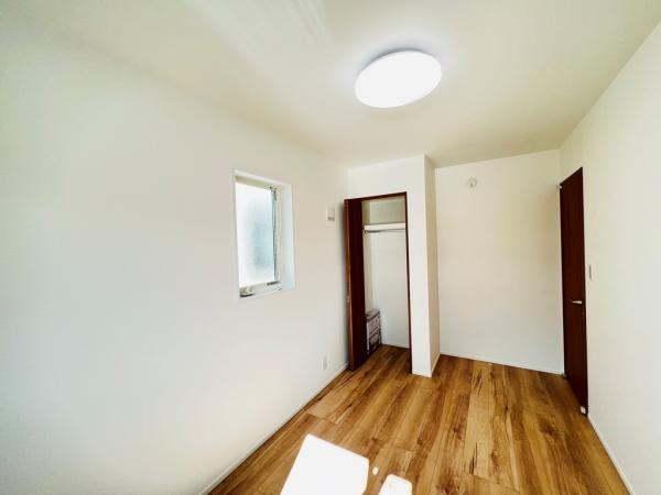 相模原市緑区東橋本３丁目 戸建 洋室