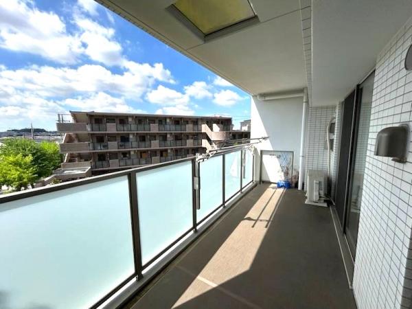 プレミスト緑園都市ヴィスタコート バルコニー
