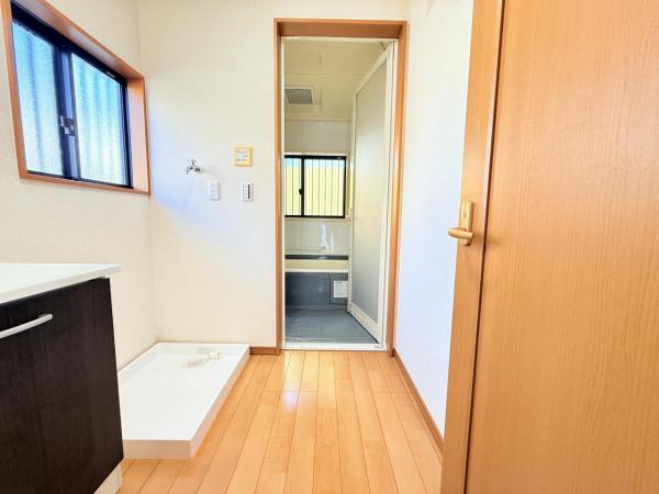 千葉市中央区生実町 中古戸建 脱衣所