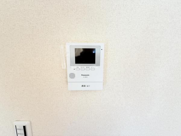 千葉市中央区生実町 中古戸建 TVモニター付きインターフォン