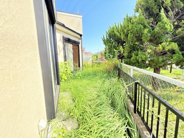 千葉市中央区生実町 中古戸建 庭