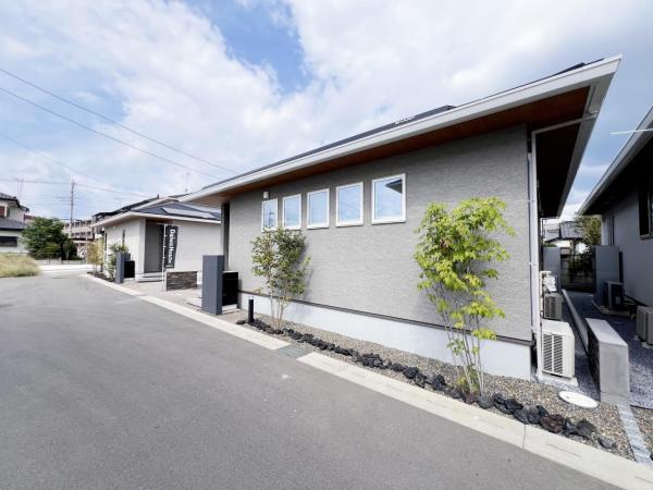 宇都宮市西川田町 戸建 前面道路含む現地写真