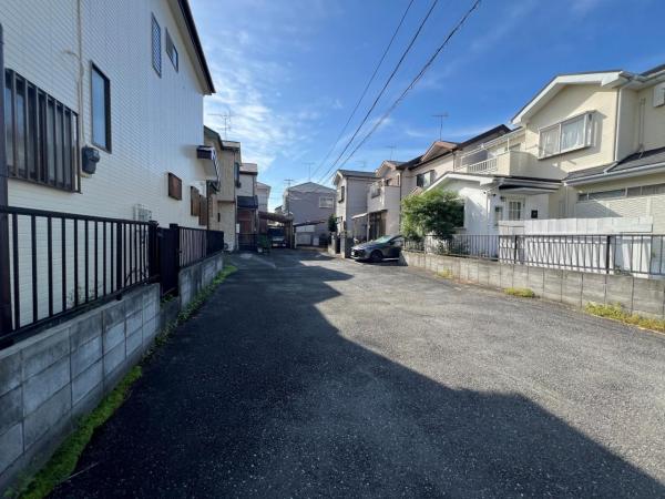 北葛飾郡杉戸町大字下高野 中古戸建 前面道路含む現地写真