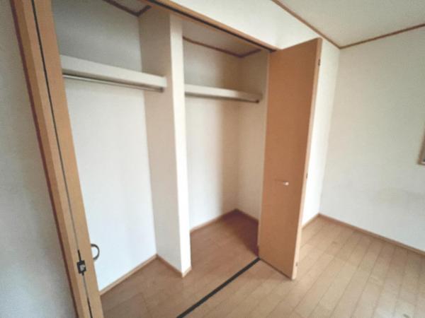 伊勢原市上粕屋 中古戸建 収納