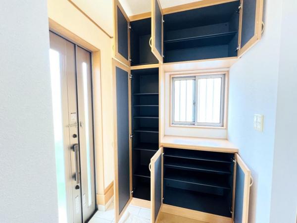 柏市常盤台 中古戸建 玄関